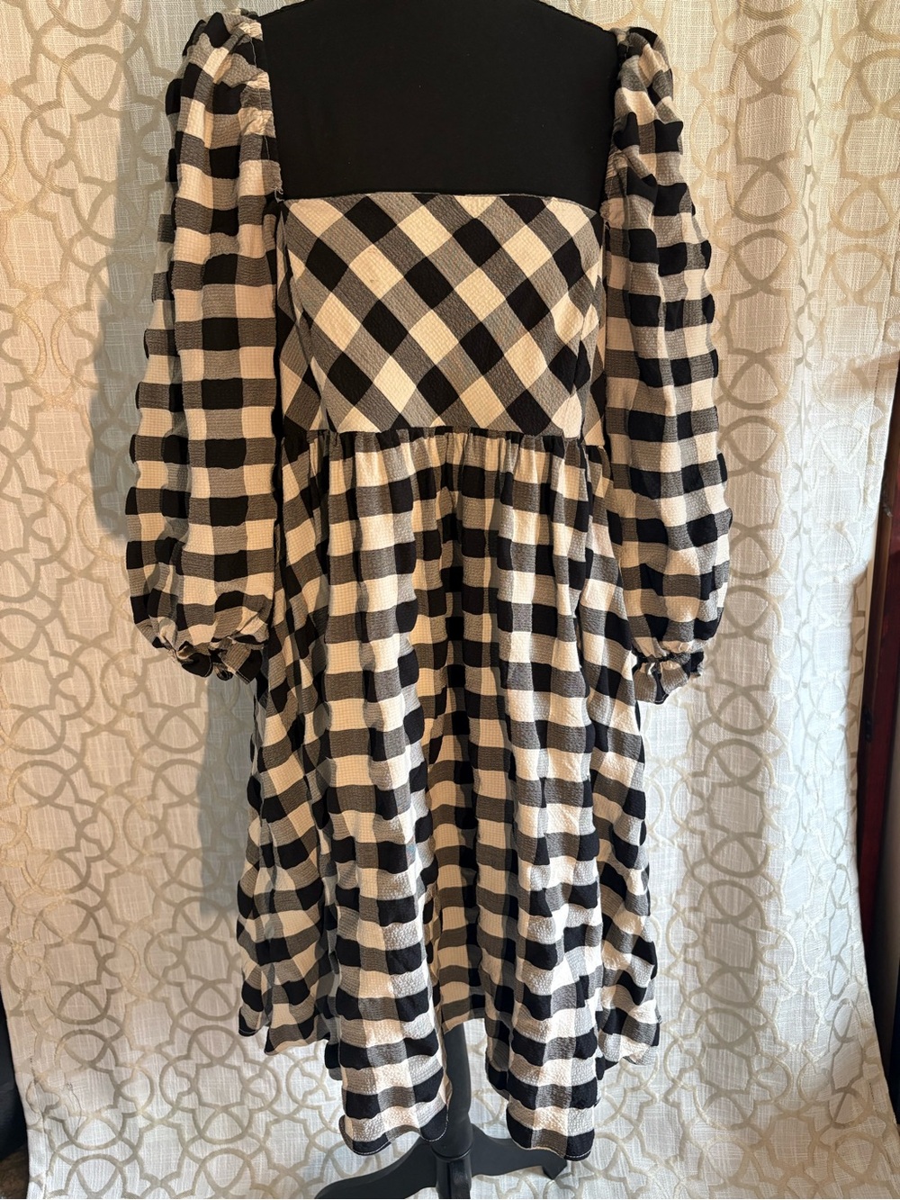 Storia Black and Cream Gingham Puff-Sleeve Midi Dress